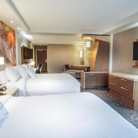 Courtyard By Marriott Lenox Berkshires Hotel Exterior photo